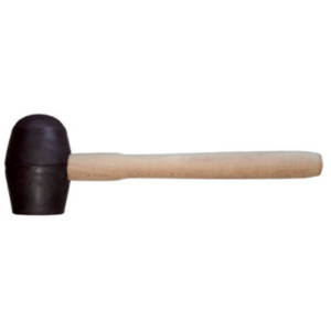 ЧУК ГУМЕН 200 ГРАМА Ф50 С ДЪРВЕНА ДРЪЖКА БГ.