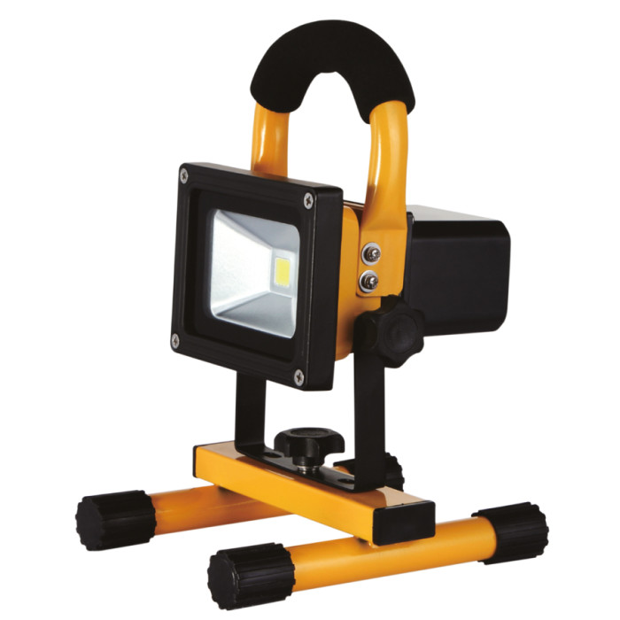 ПРОЖЕКТОР Li-Ion LED 10W 6400K 800lum - valerii.com