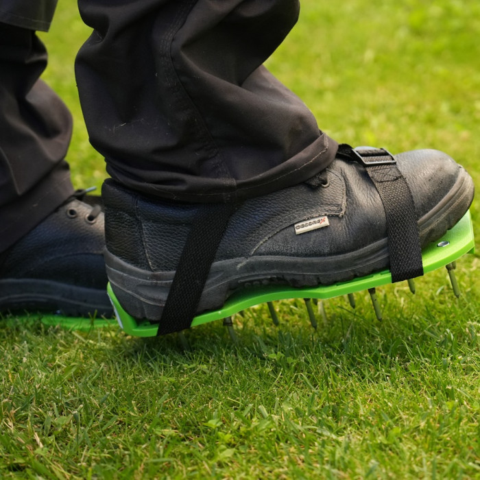 SPIKED SOLES FOR WORK SHOES