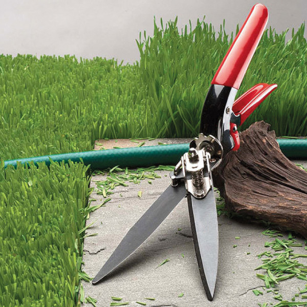 НОЖИЦИ ЗА ТРЕВА